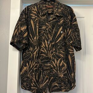 EUC Tori Richard silk cotton Aloha shirt